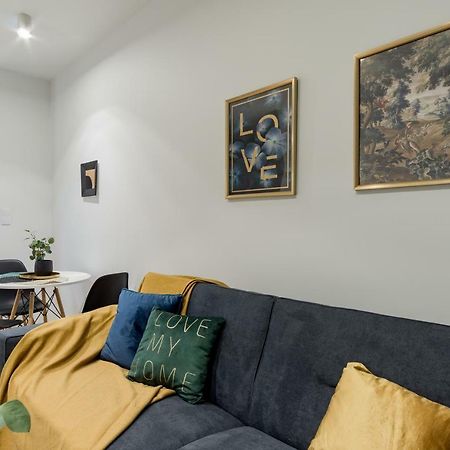ורשה Mennica Residence Chic Apartment מראה חיצוני תמונה