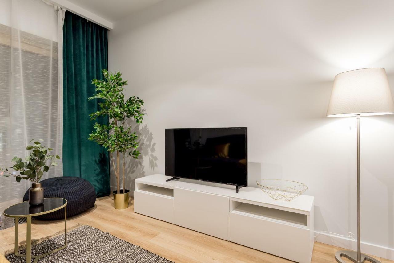 ורשה Mennica Residence Chic Apartment מראה חיצוני תמונה