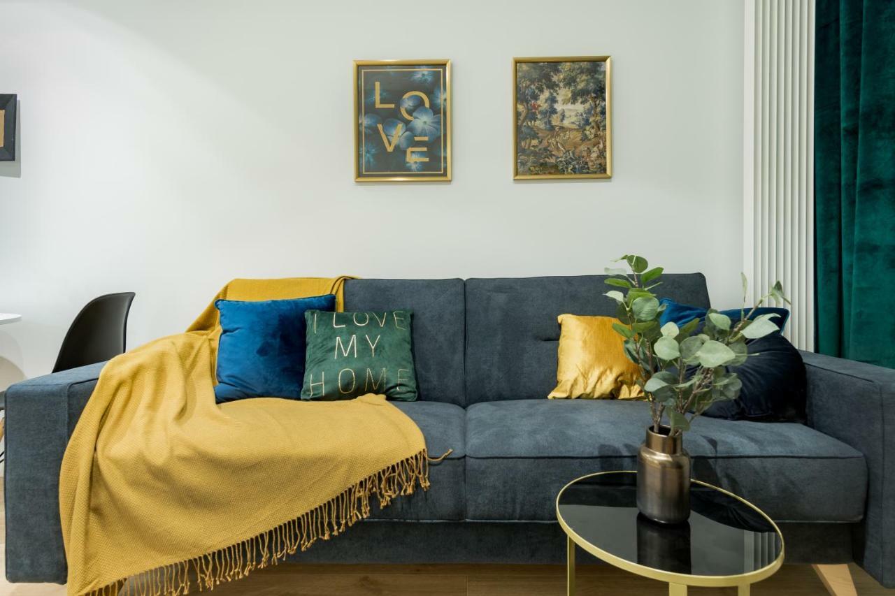 ורשה Mennica Residence Chic Apartment מראה חיצוני תמונה